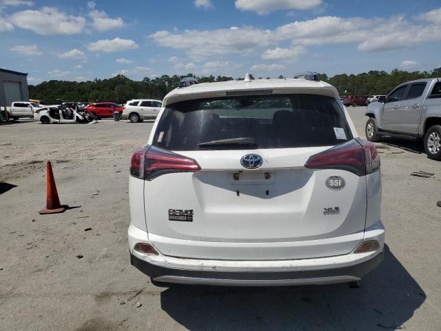 2017 TOYOTA RAV4 XLE - JTMWFREV6HJ710186