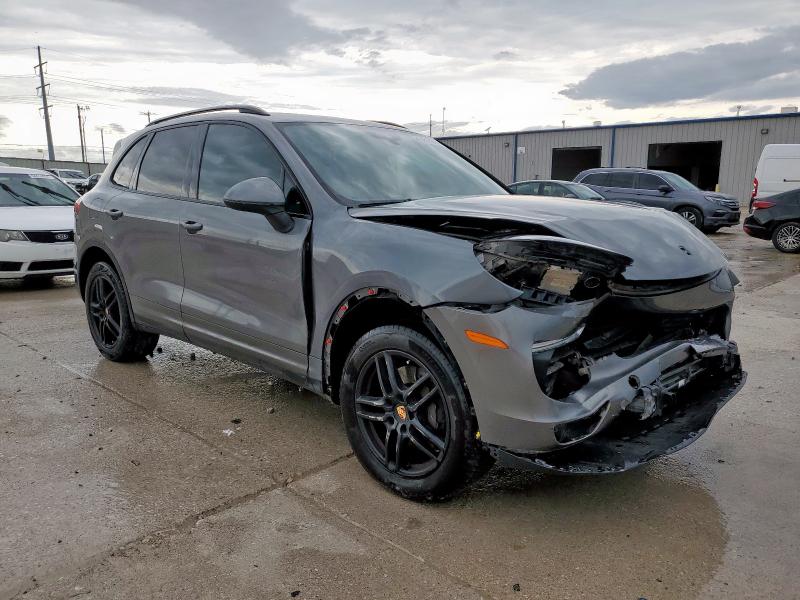 Vin: wp1aa2a21jka06438, lot: 54513245, porsche cayenne 20184