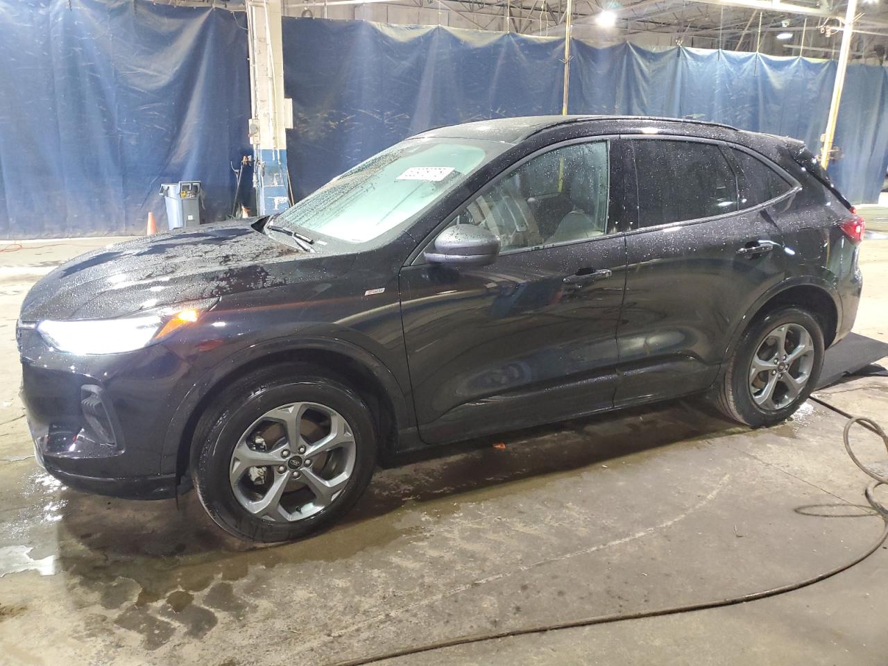 FORD ESCAPE ST LINE