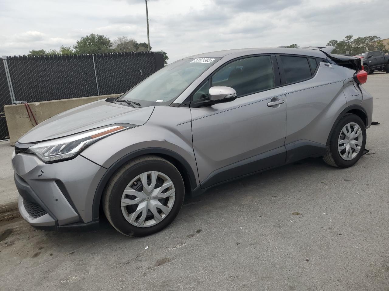 TOYOTA C-HR XLE