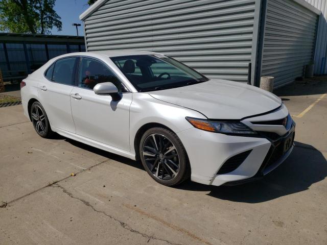 Vin: 4t1b61hk5ku823954, lot: 52383155, toyota camry xse 20194