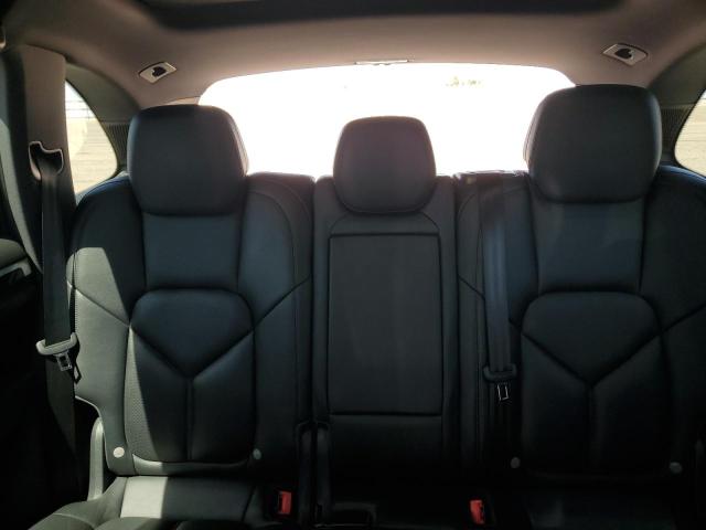 2016 PORSCHE CAYENNE - WP1AA2A28GKA10110