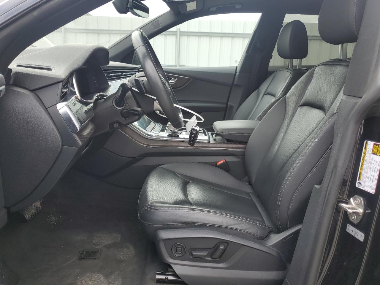 AUDI Q8 PREMIUM PLUS S-LINE