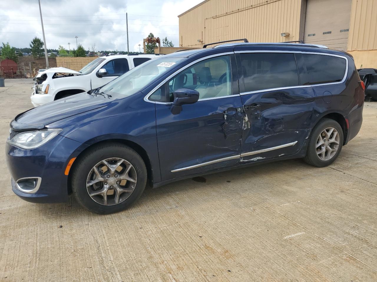 CHRYSLER PACIFICA TOURING L PLUS