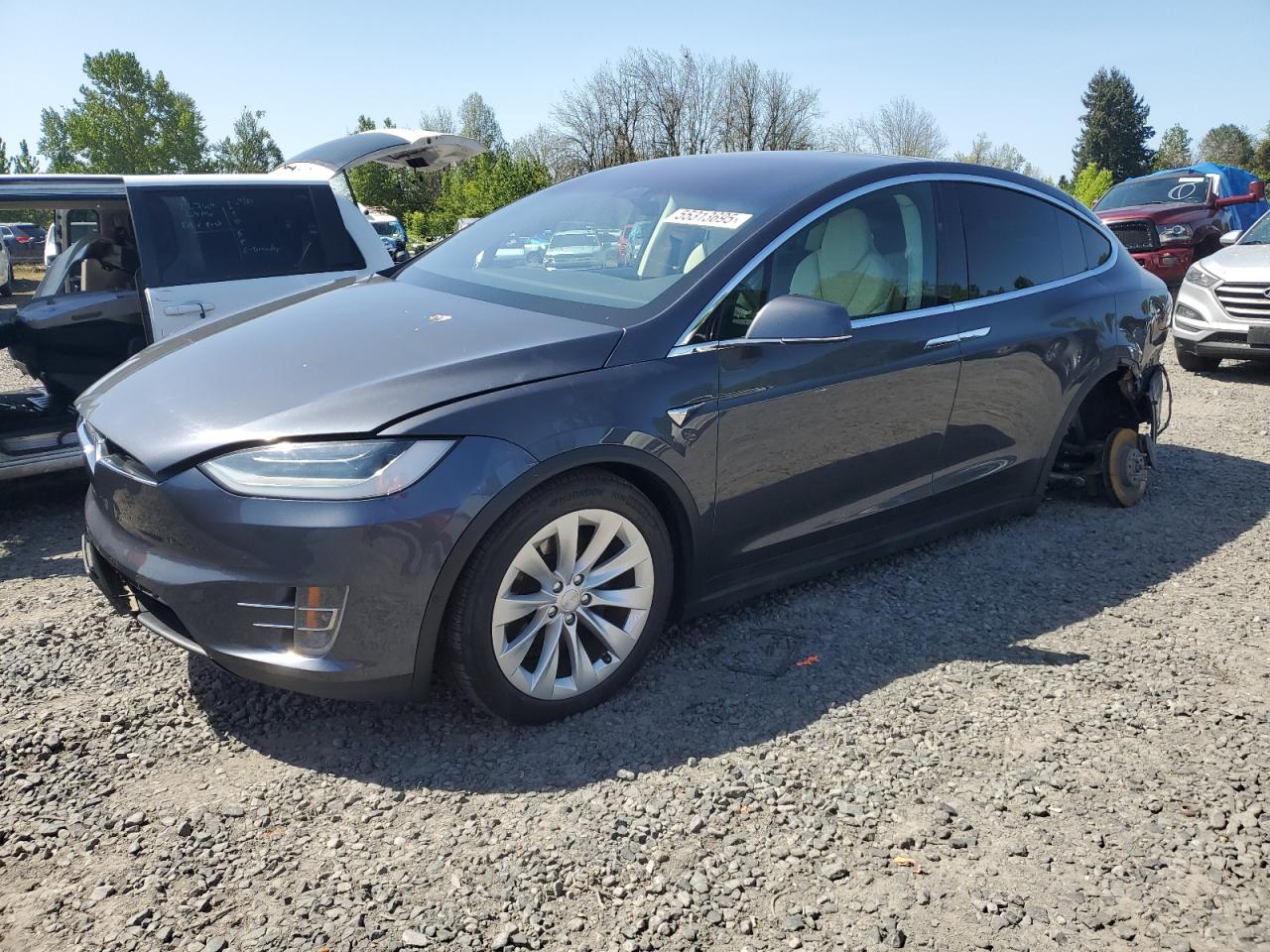 TESLA MODEL X