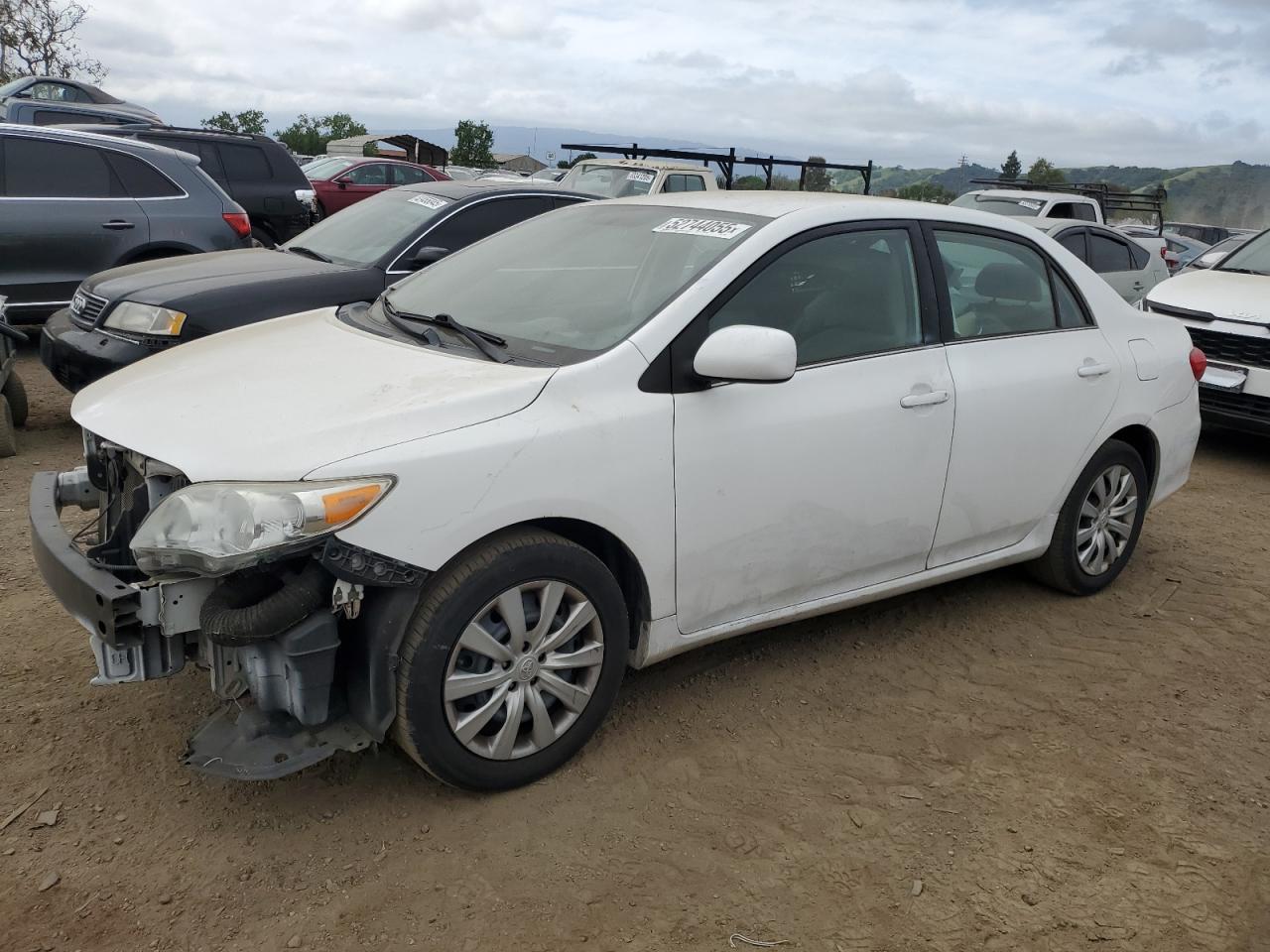 TOYOTA COROLLA BASE