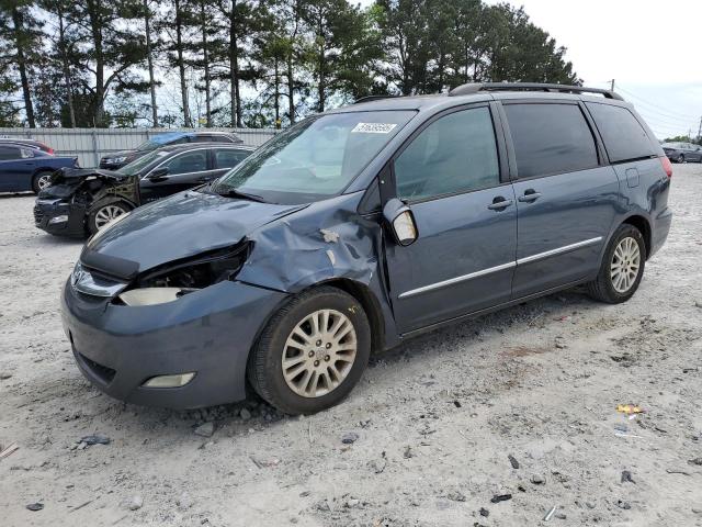 TOYOTA SIENNA XLE