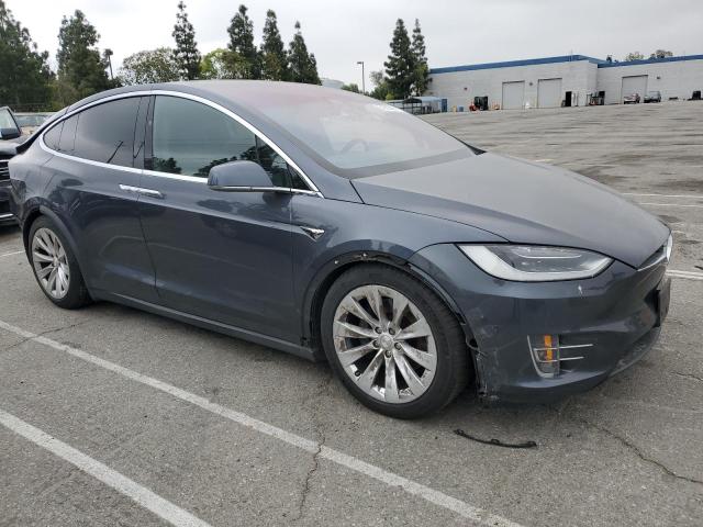 Vin: 5yjxcae20jf137366, lot: 54339365, tesla model x 20184