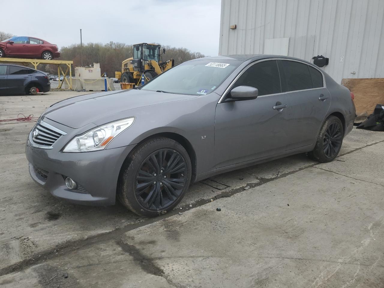 INFINITI Q40