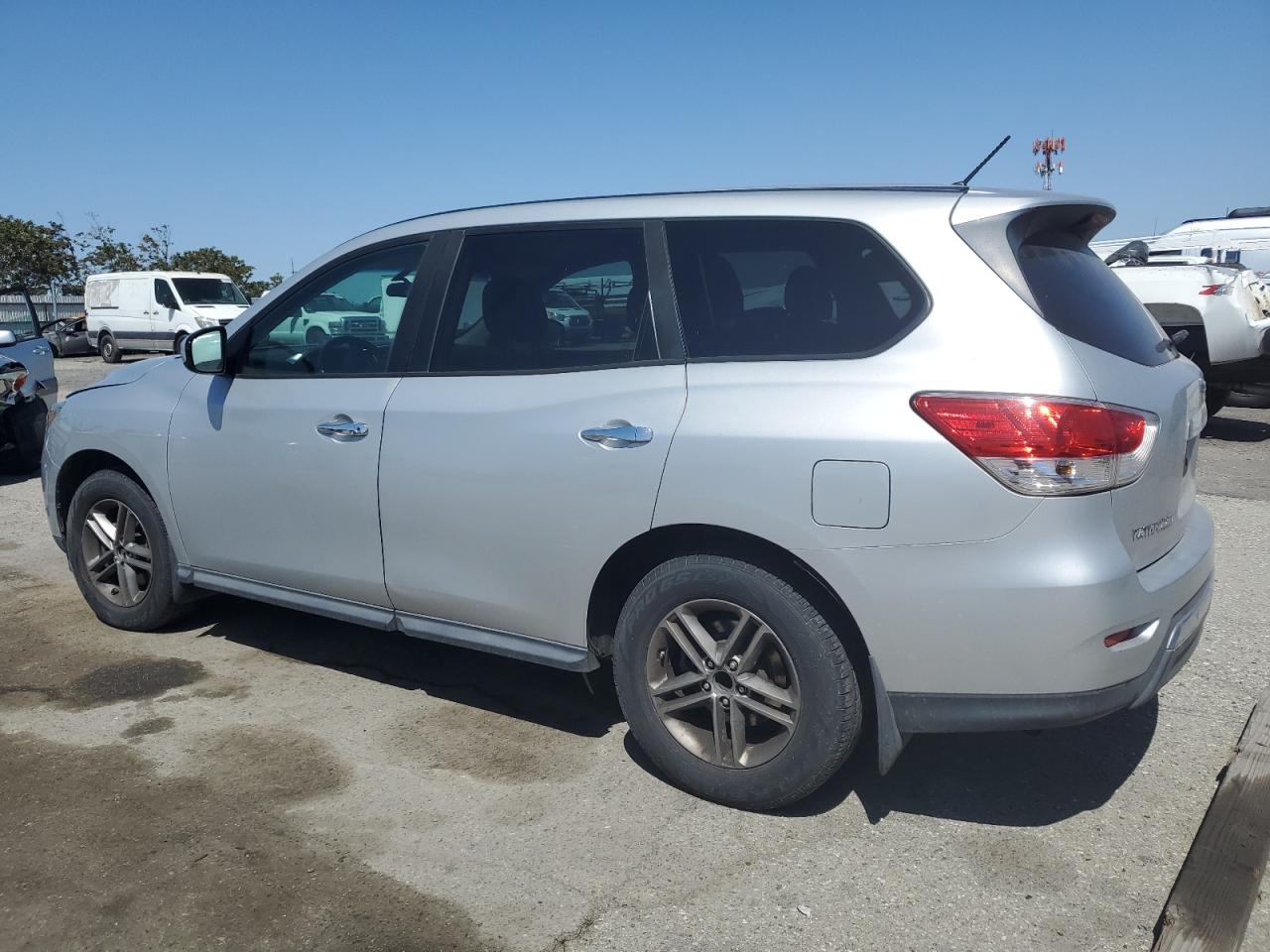 NISSAN PATHFINDER S