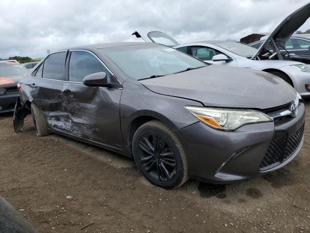 Vin: 4t1bf1fk3hu393305, lot: 53572055, toyota camry le 20174