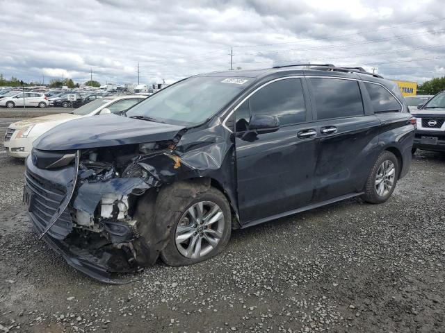 TOYOTA SIENNA XLE