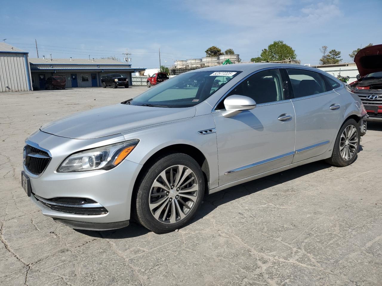 BUICK LACROSSE ESSENCE