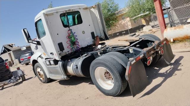 PETERBILT 579 2015 white tractor diesel 1XPBA48X4FD286322 photo #4