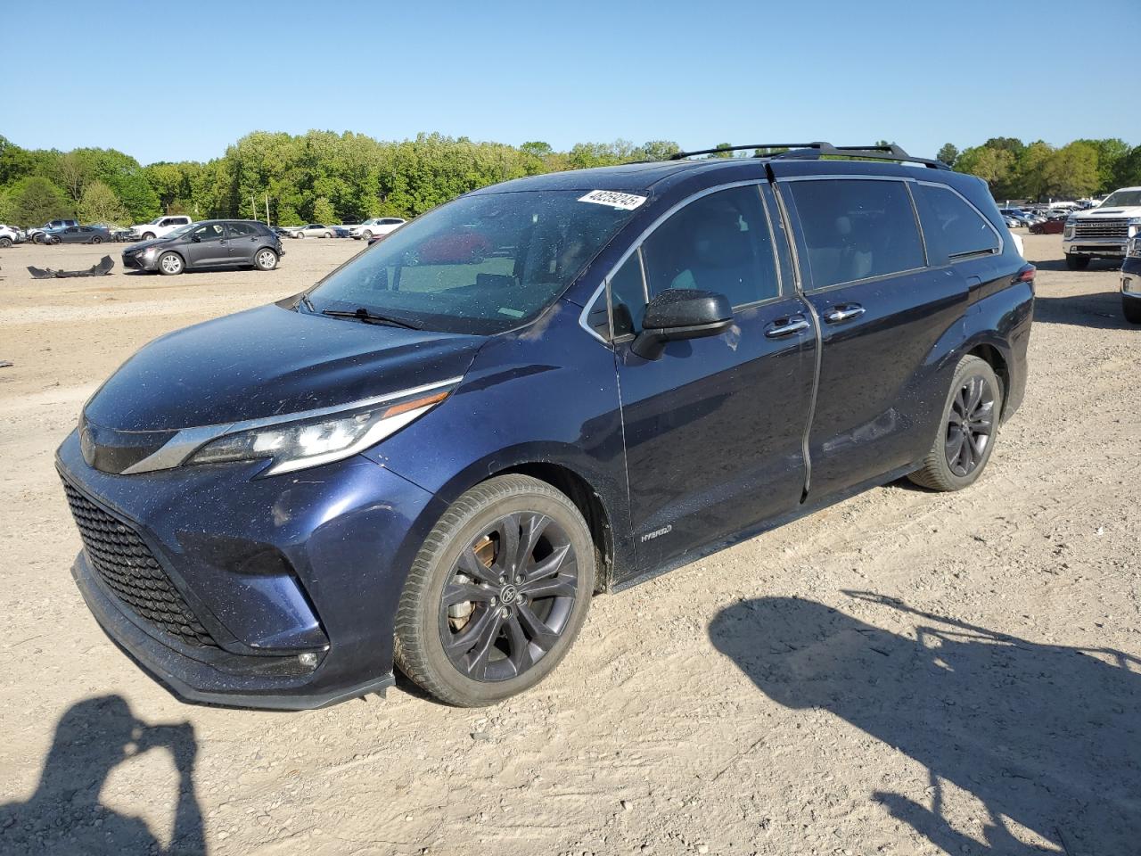 TOYOTA SIENNA XSE