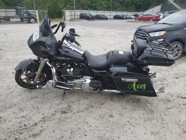 2019 HARLEY-DAVIDSON FLHX 1HD1KBC1XKB638745