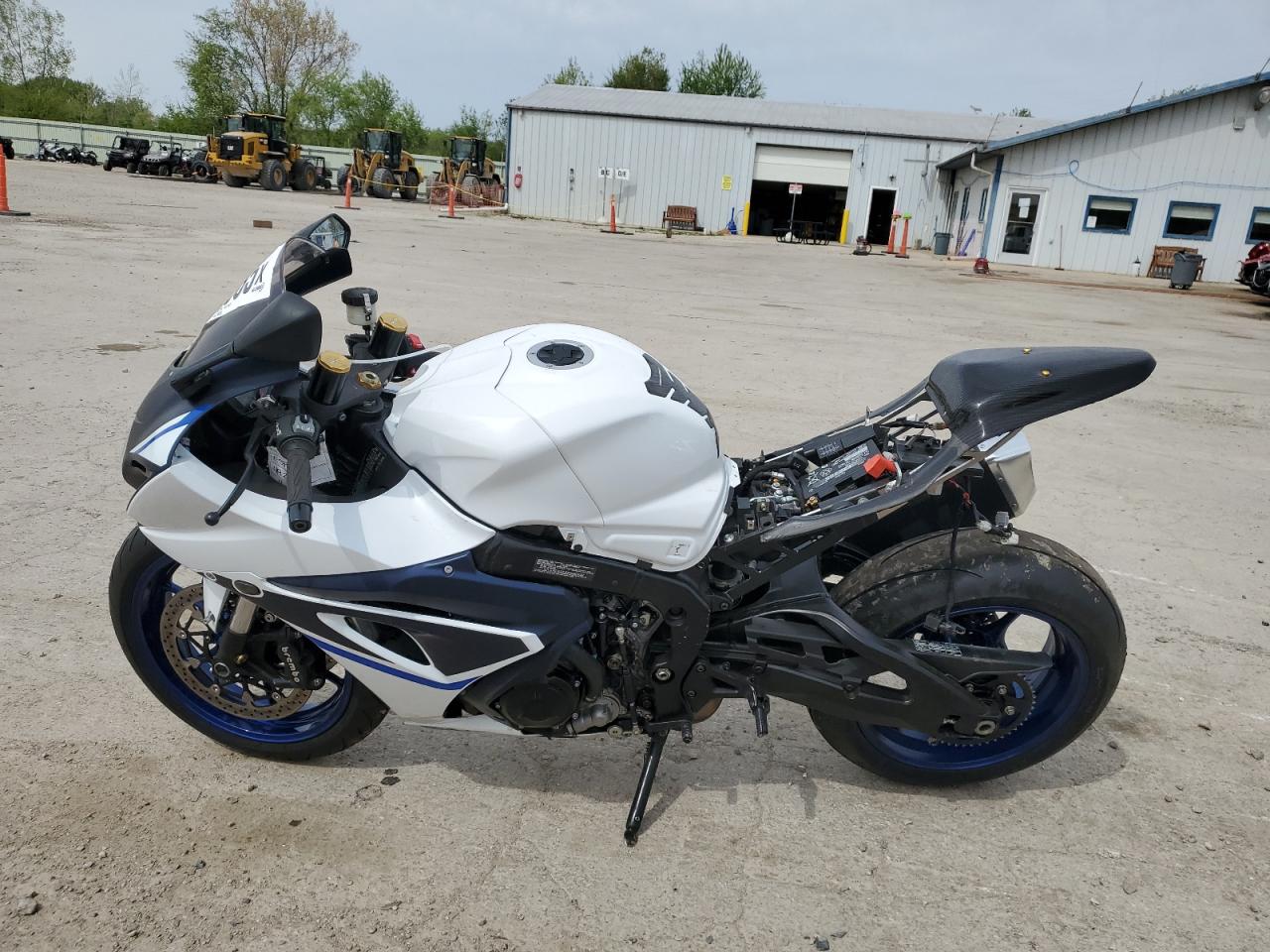 超特価SALE開催！ 2023 SUZUKI GSX-R1000 4 , VIN: JS1DM11B8P7100323 本体