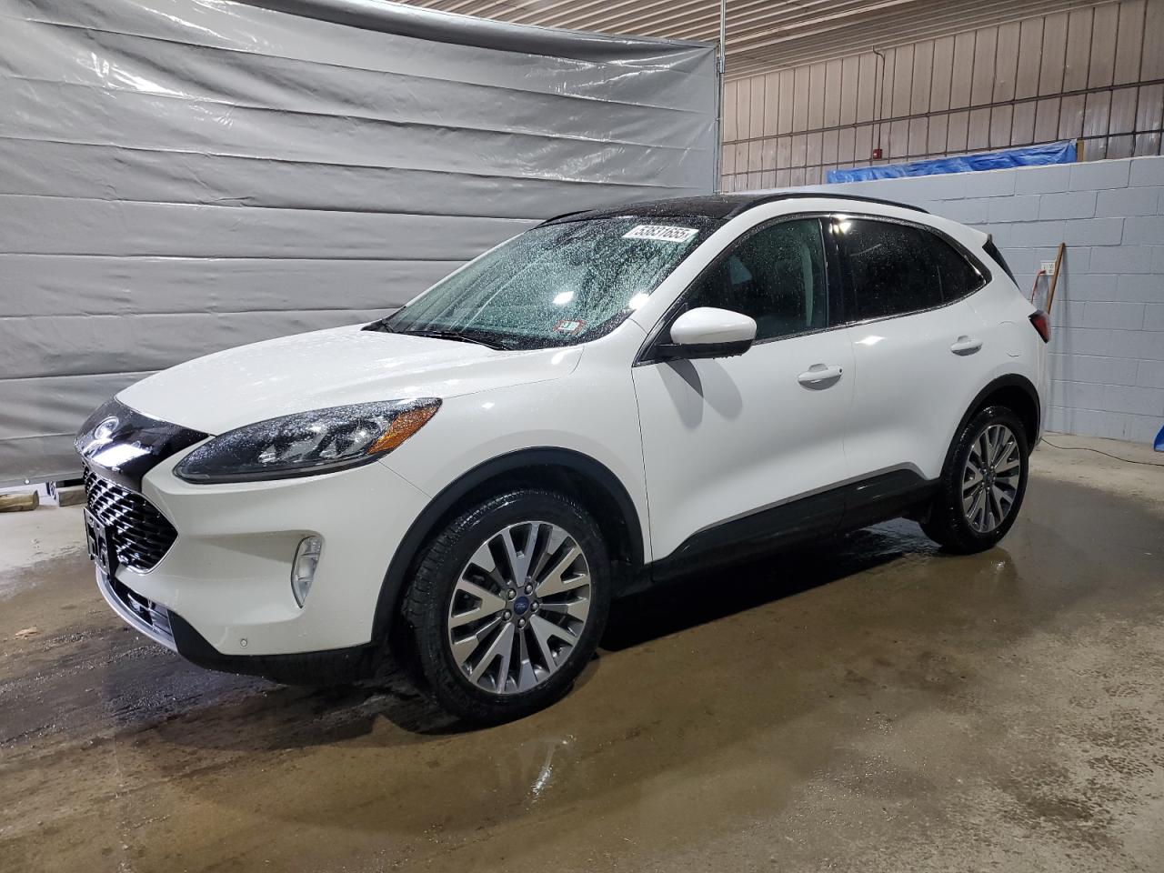 FORD ESCAPE TITANIUM