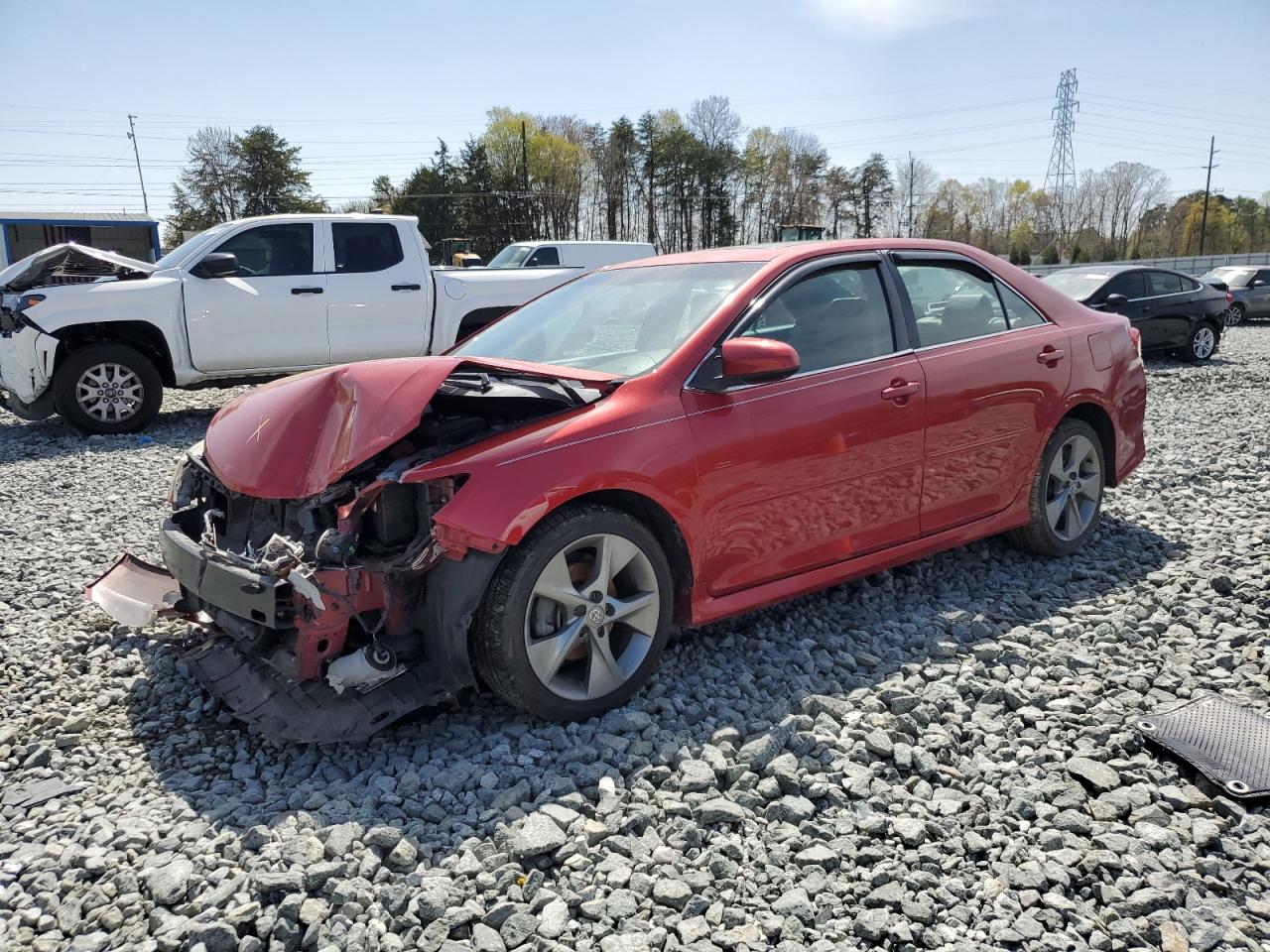 TOYOTA CAMRY SE