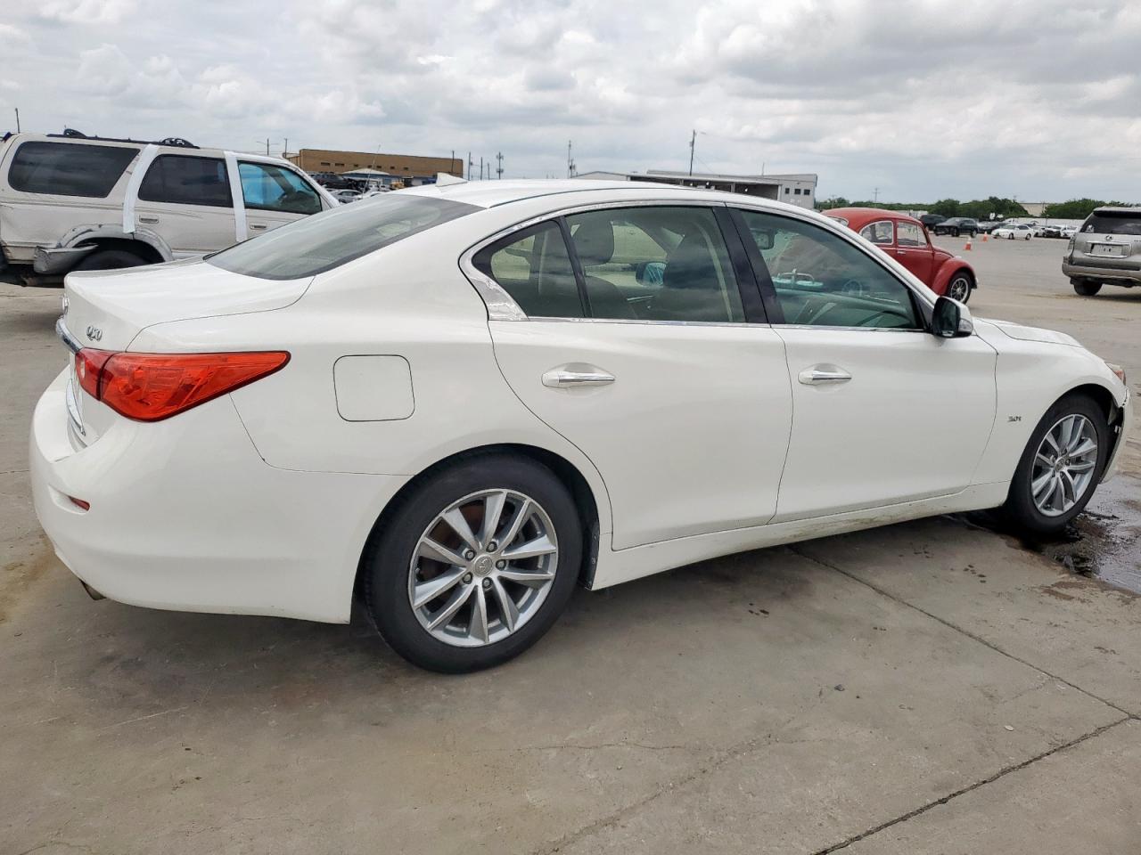 INFINITI Q50 2017