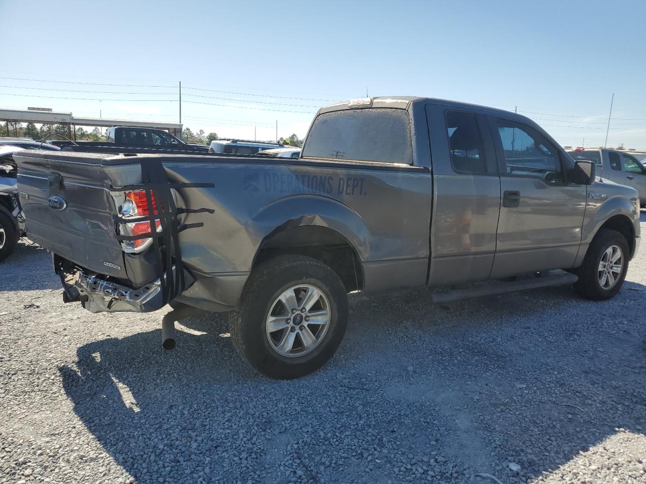 FORD F-150 SUPER CAB