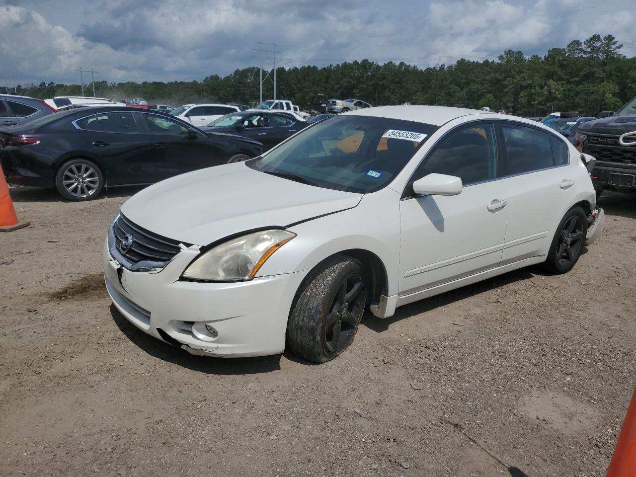NISSAN ALTIMA BASE