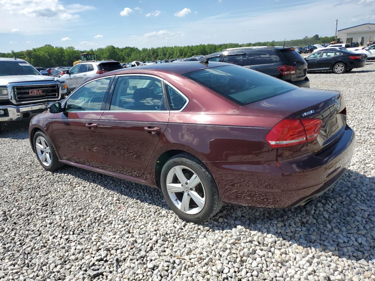 VOLKSWAGEN PASSAT SE