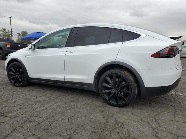TESLA MODEL X 2016 white  electric 5YJXCBE27GF007289 photo #3