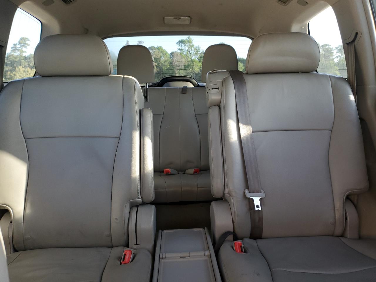Toyota Highlander 2010