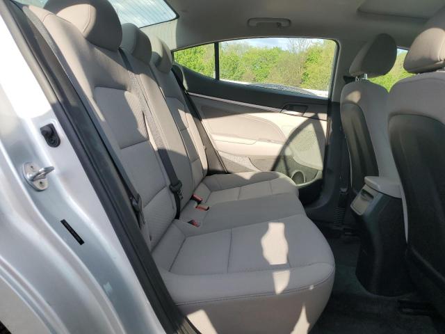 2019 HYUNDAI ELANTRA SE - 5NPD84LF8KH419849