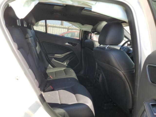 2016 MERCEDES-BENZ GLA 250 4M - WDCTG4GB2GJ260020