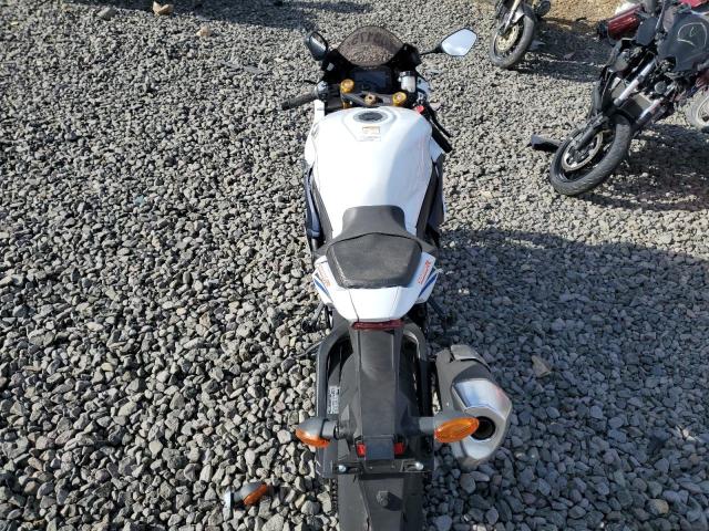 2023 SUZUKI GSX-R1000 JS1DM11H4P7100226