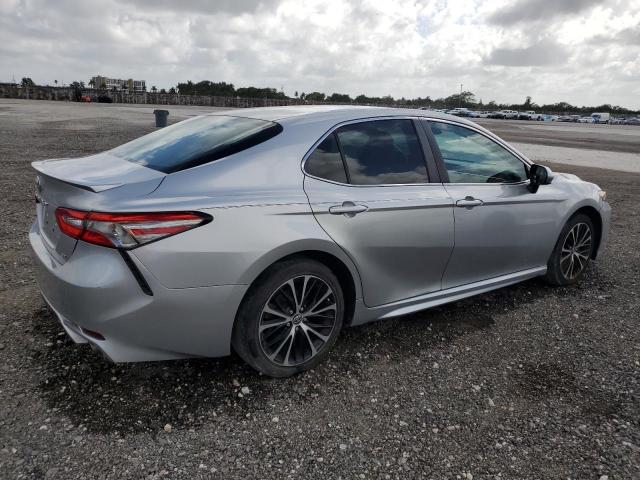 Vin: 4t1b11hkxju552872, lot: 51801765, toyota camry l 20183
