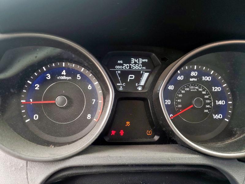 2012 HYUNDAI ELANTRA GL - 5NPDH4AE5CH080141