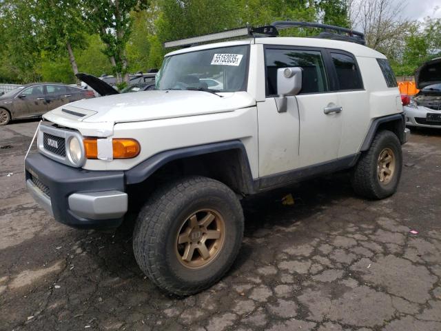 TOYOTA FJ CRUISER