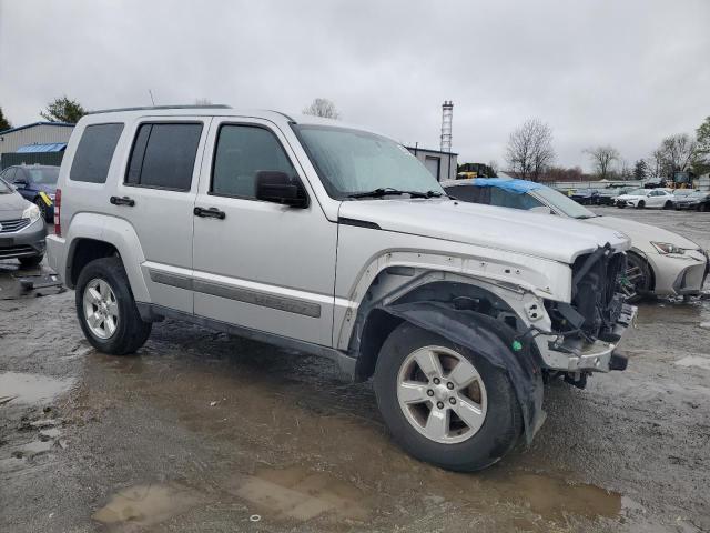 Vin: 1j4pp2gk8bw567872, lot: 52076865, jeep liberty sport 20114