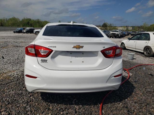 2018 CHEVROLET CRUZE LT - 1G1BE5SM0J7121961