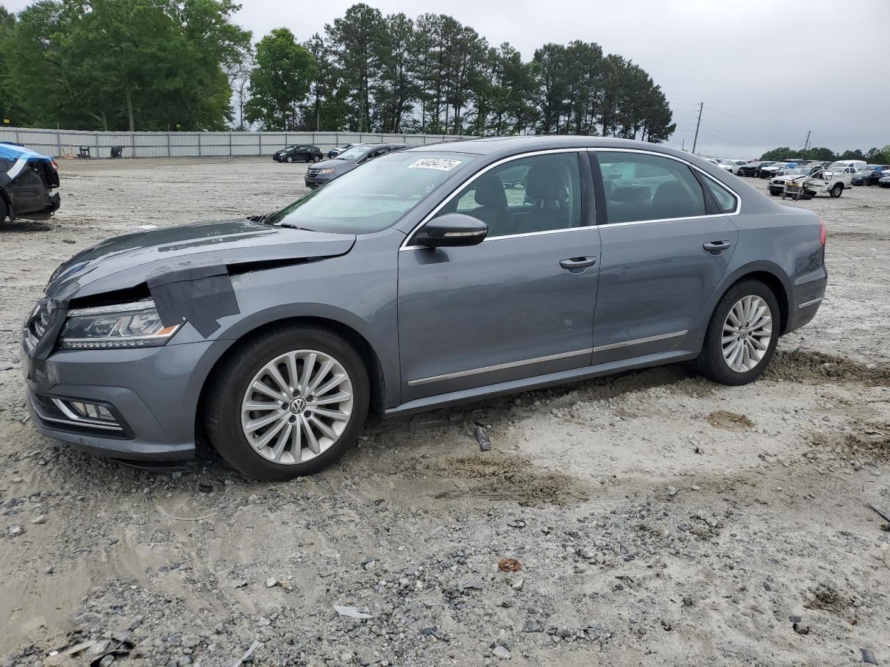 VOLKSWAGEN PASSAT SE