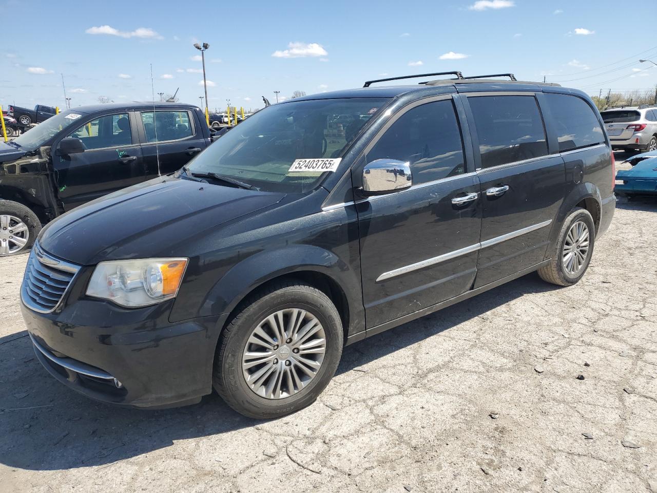 CHRYSLER TOWN & COUNTRY TOURING L