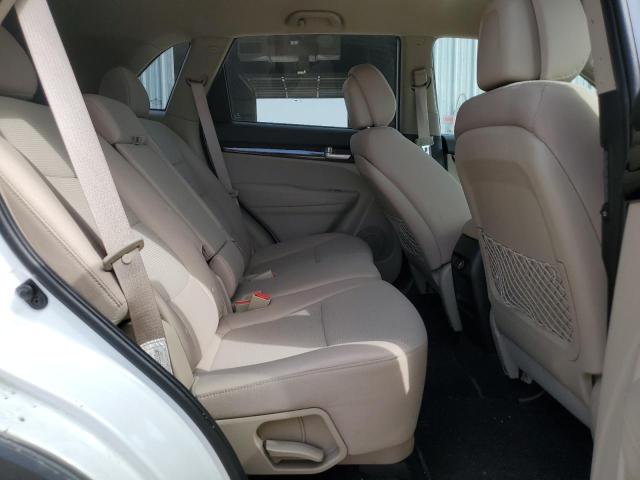 2015 KIA SORENTO LX - 5XYKT3A60FG556316