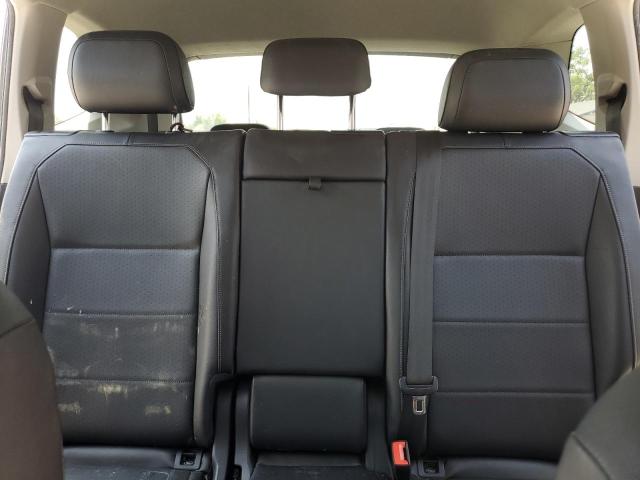 2018 VOLKSWAGEN TIGUAN SE - 3VV2B7AX7JM157239