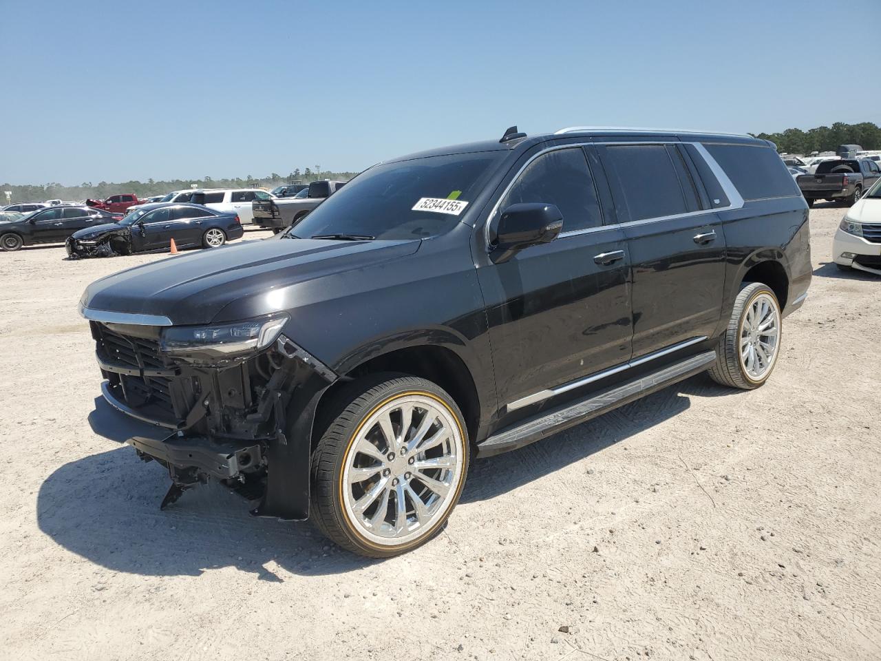 CADILLAC ESCALADE ESV LUXURY