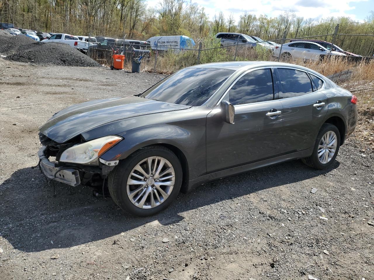 INFINITI M37 X