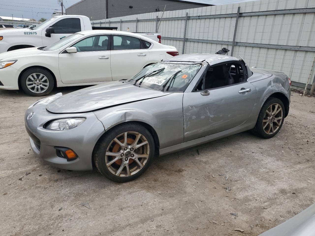 MAZDA MX-5 GRAND TOURING