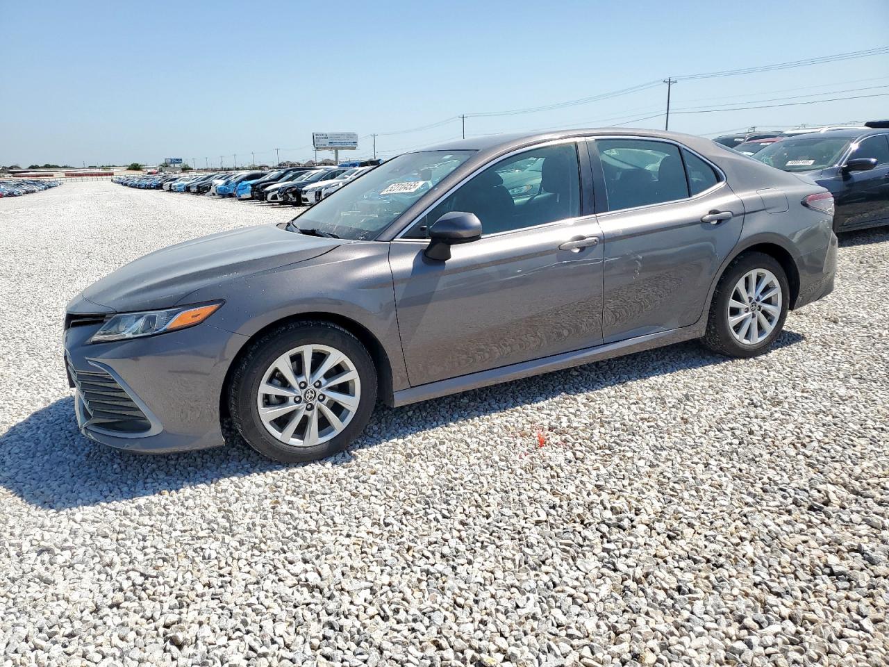 TOYOTA CAMRY LE