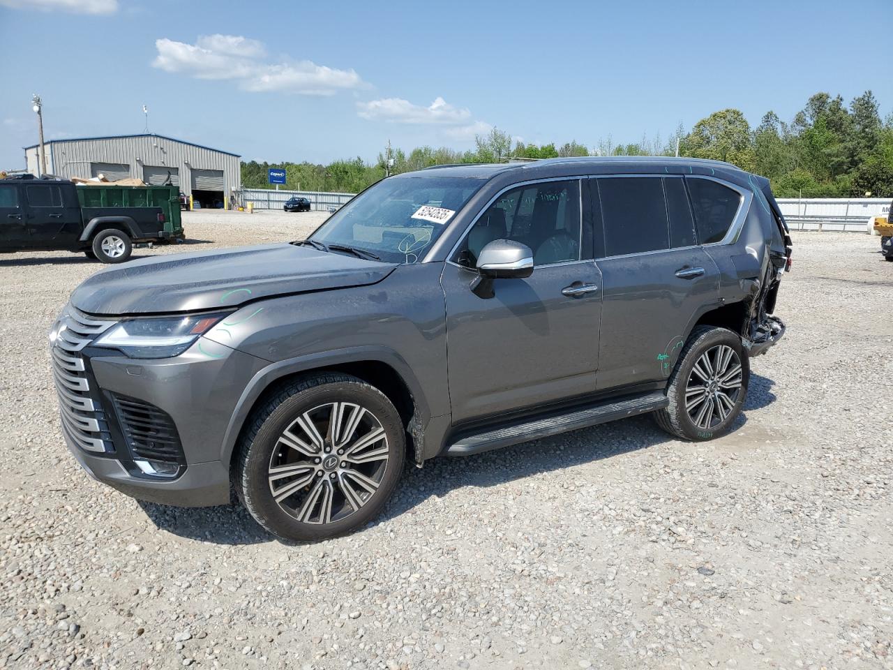 LEXUS LX 600 BASE