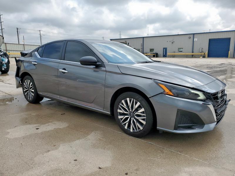Vin: 1n4bl4dv0rn400630, lot: 52324045, nissan altima sv 20244