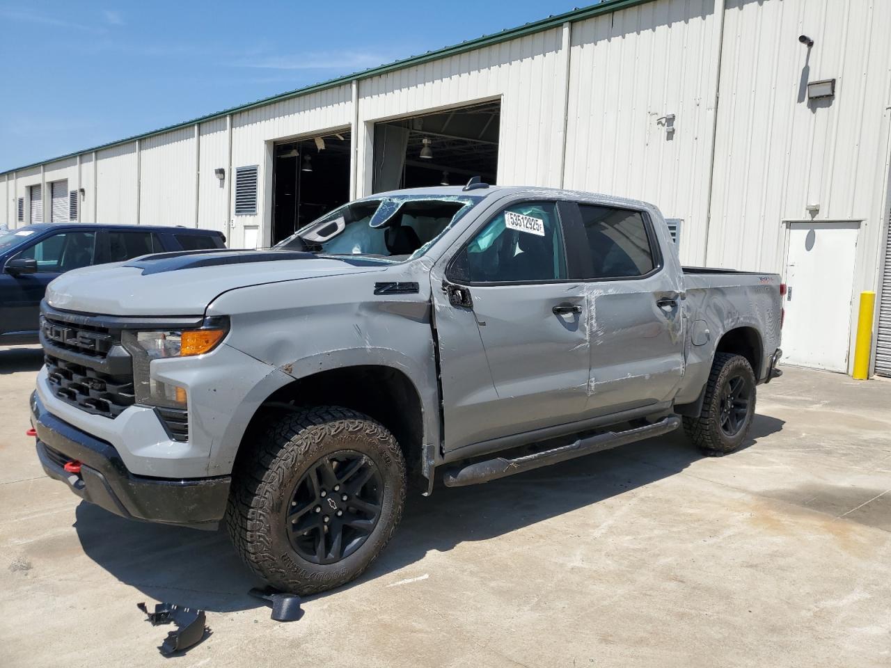 CHEVROLET SILVERADO K1500 TRAIL BOSS CUSTOM