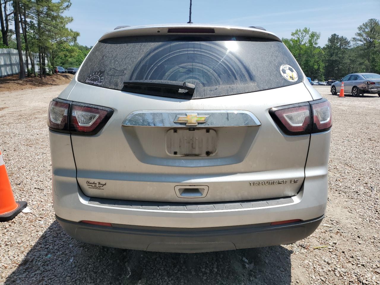 CHEVROLET TRAVERSE LS