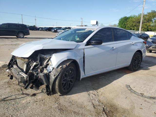 NISSAN ALTIMA SR